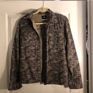 Camo jacket - urban outfitters